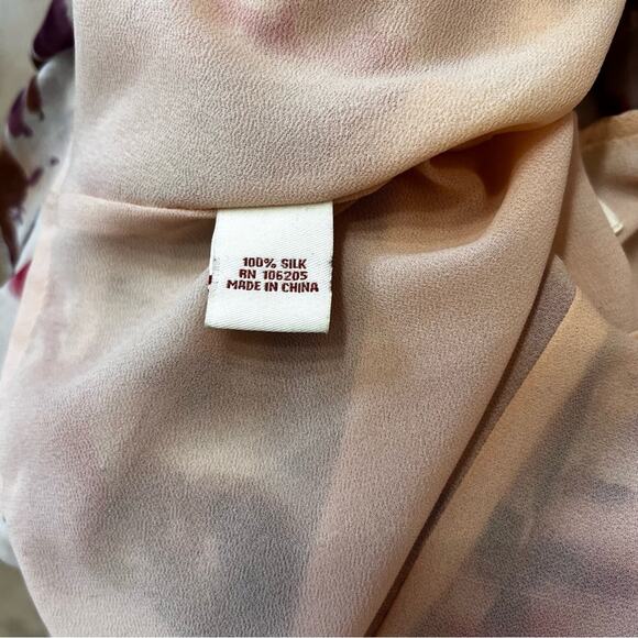 Sundance Silk Y2K Cream & Pink Floral Vneck Top, Size 2, Flutter Sleeves, Fitted - Picture 8 of 10
